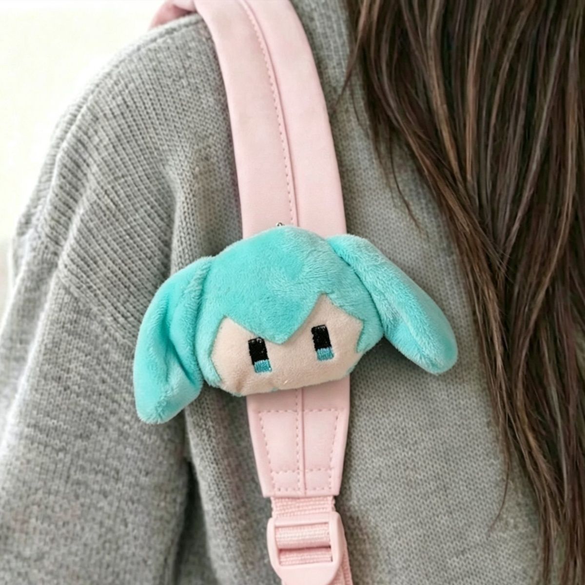 새로운 하츠네 미쿠 귀여운 창의적인 만화 인형 브로치  - Anime Cosplay Miku 리뷰 및 가격